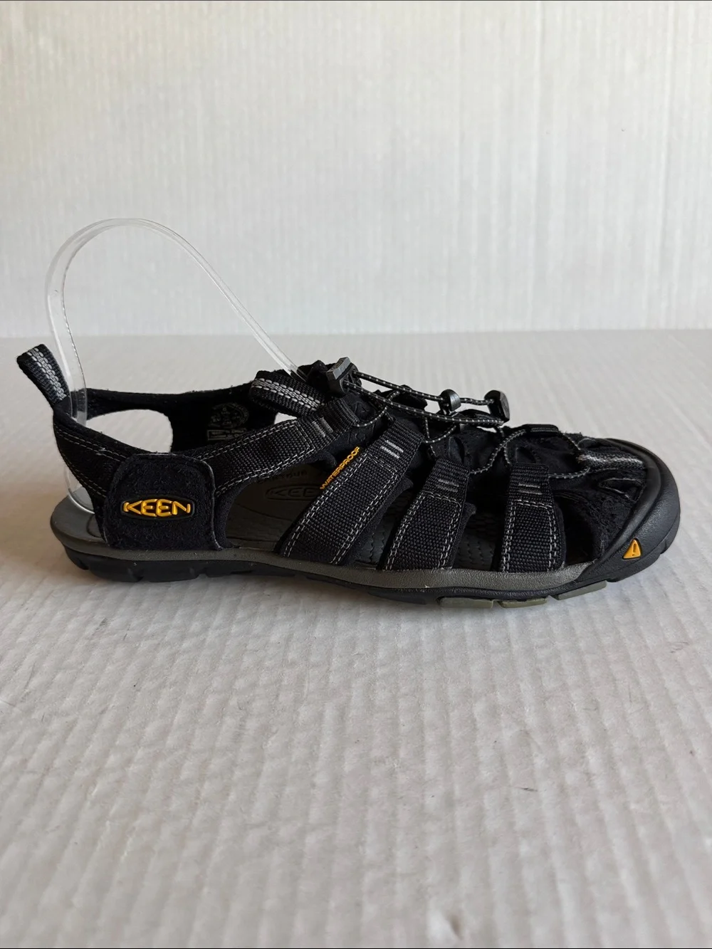 Keen Clearwater CNX Hiking Sandals